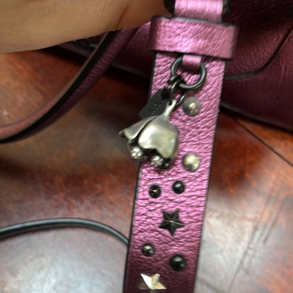 Coach Mercer bag with matching wallet and hanging charm. - Picture 5 of 12